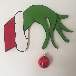 Mano del Grinch dipinta
