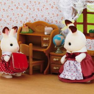 Sorella Coniglio Cioccolato Con Scrivania – Sylvanian Families