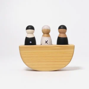 Barca in legno monocromatica – Grimm’s